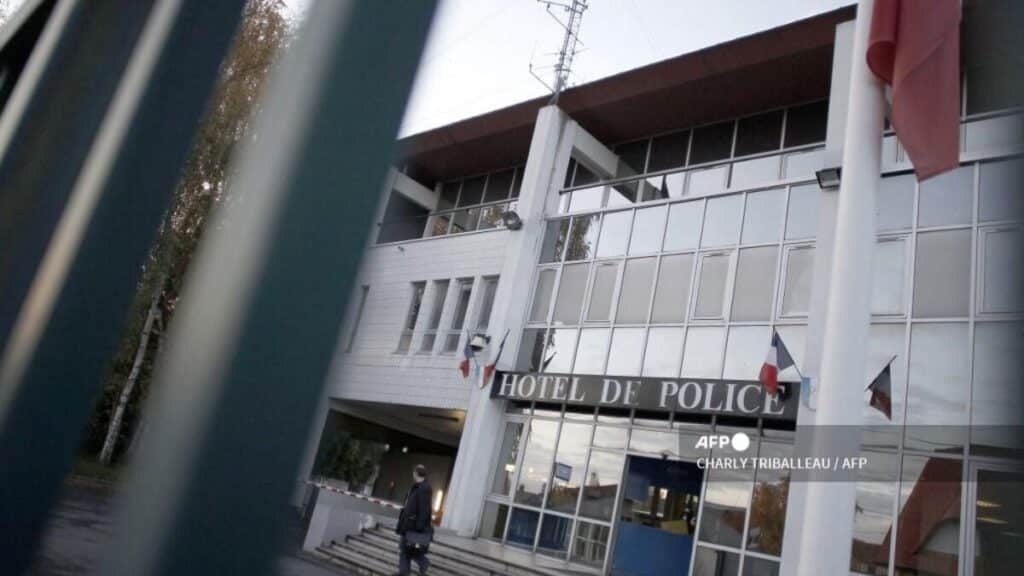 , « Il voulait payer en espèces » : un policier municipal de Caen blessé après le coup de sang d’un forcené au supermarché